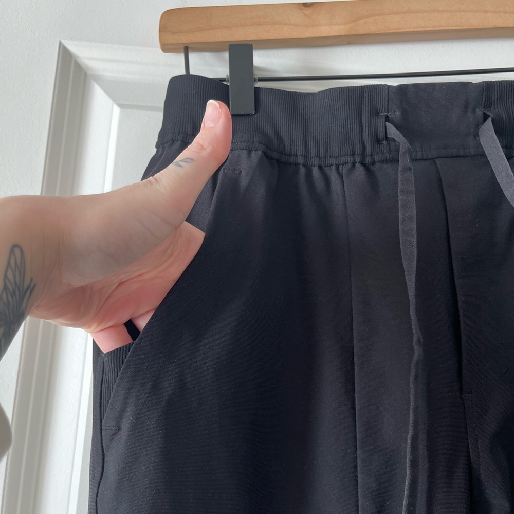 lululemon athletica Black Men's Jogger Pants - Picture 3 of 6